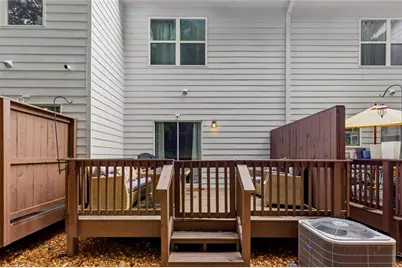 1472 Liberty Parkway NW, Atlanta, GA 30318 - Photo 40