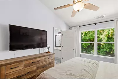 1472 Liberty Parkway NW, Atlanta, GA 30318 - Photo 22