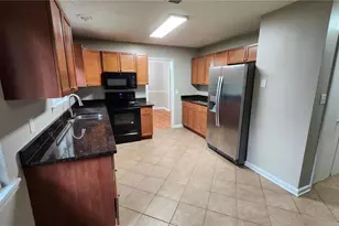 4011 Pinehurst Pl, Decatur, GA 30034 - Photo 4