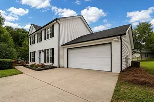 359 Howell Dr SW, Atlanta, GA 30331 - Photo 4