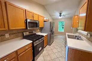 2195 Clayton Ridge, Lithonia, GA 30058 - Photo 6