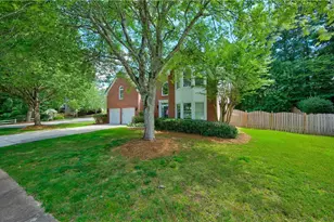 3352 Pigeon Hawk Ct, Peachtree Corners, GA 30092 - Photo 2