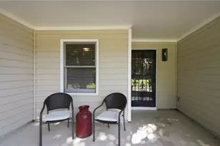 10510 Willow View Cir, Alpharetta, GA 30022 - Photo 4