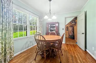 886 Ryan Ln SW, Lilburn, GA 30047 - Photo 12