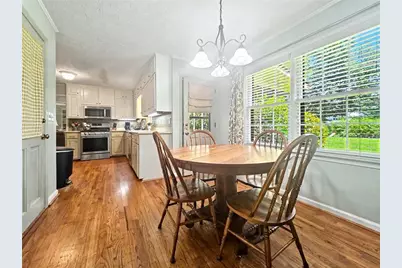886 Ryan Lane SW, Lilburn, GA 30047 - Photo 16