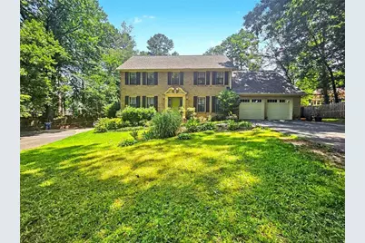 886 Ryan Lane SW, Lilburn, GA 30047 - Photo 1
