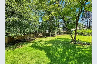 886 Ryan Lane SW, Lilburn, GA 30047 - Photo 32