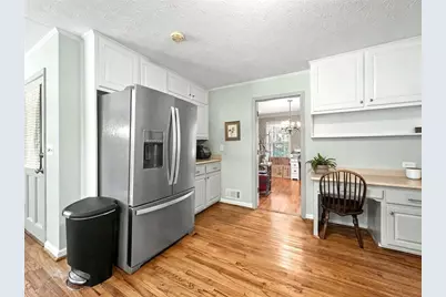 886 Ryan Lane SW, Lilburn, GA 30047 - Photo 14