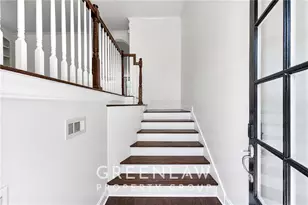 7403 Lowery Oak Dr, Roswell, GA 30075 - Photo 2