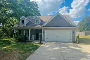 621 Rockwell Church Rd NW, Winder, GA 30680 - Photo 1