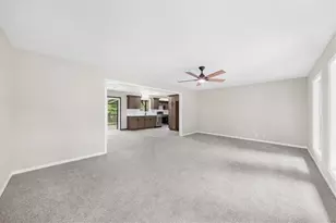 2053 Deerfield Run, Snellville, GA 30078 - Photo 4