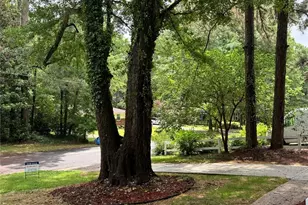 1508 Vancouver Dr, Tucker, GA 30084 - Photo 4