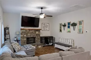 101 Fenwick Mnr Dr, Lagrange, GA 30241 - Photo 8