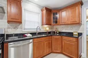 165 Tyson Cir, Roswell, GA 30076 - Photo 14
