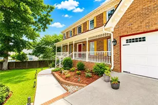 5817 Lost Grove Dr NW, Lilburn, GA 30047 - Photo 6