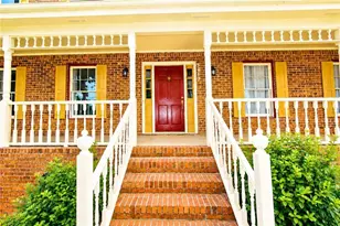 5817 Lost Grove Dr NW, Lilburn, GA 30047 - Photo 4
