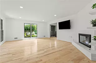1189 Forest Brook Ct, Marietta, GA 30068 - Photo 4