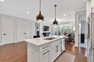 6890 Peachtree Dunwoody Rd, Atlanta, GA 30328 - Photo 8