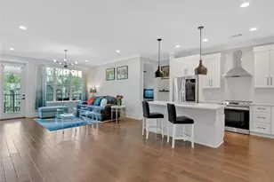 6890 Peachtree Dunwoody Rd, Atlanta, GA 30328 - Photo 1