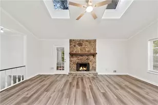 819 Gardenia Ln, Decatur, GA 30033 - Photo 16
