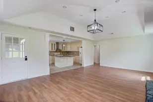 2173 Ivy Crest Dr, Buford, GA 30519 - Photo 6