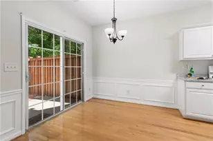 184 Regent Pl, Woodstock, GA 30188 - Photo 10