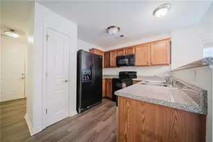 457 Colonial Walk, Woodstock, GA 30189 - Photo 6