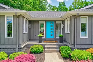 756 Hillwood Dr, Marietta, GA 30068 - Photo 2
