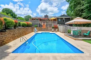 756 Hillwood Dr, Marietta, GA 30068 - Photo 24