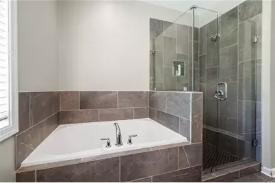 1739 Hollingsworth Boulevard NW, Atlanta, GA 30318 - Photo 34