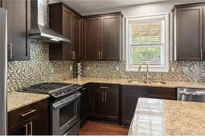 1739 Hollingsworth Boulevard NW, Atlanta, GA 30318 - Photo 12
