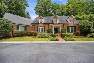 4414 Paces Battle NW, Atlanta, GA 30327 - Photo 2