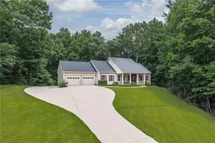 3627 E Hall Rd, Gainesville, GA 30507 - Photo 2