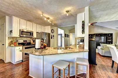 3940 Piper Glen Drive, Buford, GA 30519 - Photo 10