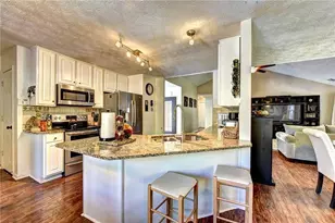 3940 Piper Glen Dr, Buford, GA 30519 - Photo 10