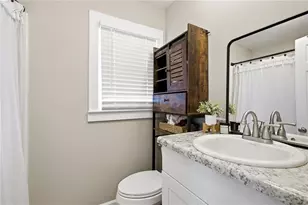 430 Elm St, Calhoun, GA 30701 - Photo 16