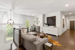 723 Glenairy Ct, Sandy Springs, GA 30328 - Photo 30