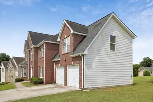 4951 Estonian Dr, Fairburn, GA 30213 - Photo 2