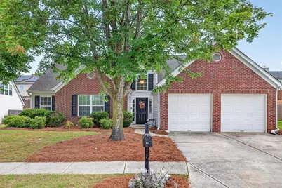 418 Franklin Street, Braselton, GA 30517 - Photo 2