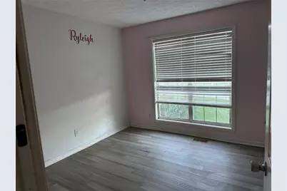 6035 Daffodil Drive, Flowery Branch, GA 30542 - Photo 10