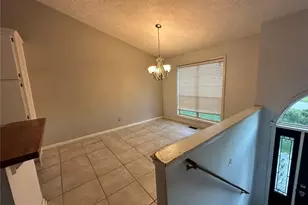 6035 Daffodil Dr, Flowery Branch, GA 30542 - Photo 4