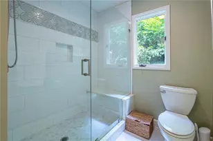 1421 Hillpine Ln NE, Atlanta, GA 30306 - Photo 18