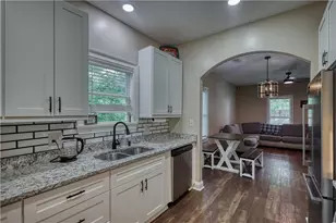 840 Pearl St, Madison, GA 30650 - Photo 10