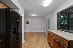 260 Forrest Ave, Fayetteville, GA 30214 - Photo 6
