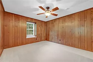 8180 Tynecastle Dr, Atlanta, GA 30350 - Photo 32