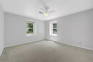 8180 Tynecastle Dr, Atlanta, GA 30350 - Photo 22