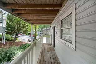 2102 Augusta Dr SE, Marietta, GA 30067 - Photo 8