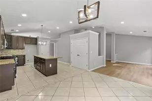 4680 Sterling Oaks Ct, Lilburn, GA 30047 - Photo 18