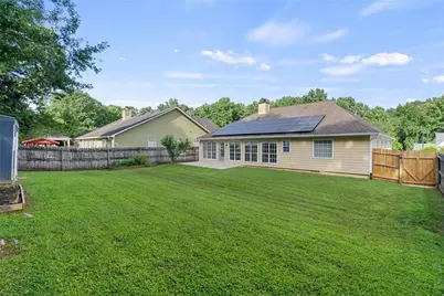 4680 Sterling Oaks Court, Lilburn, GA 30047 - Photo 36