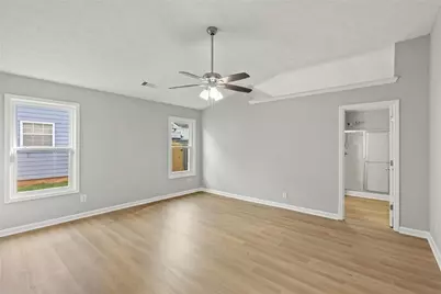 4680 Sterling Oaks Court, Lilburn, GA 30047 - Photo 24